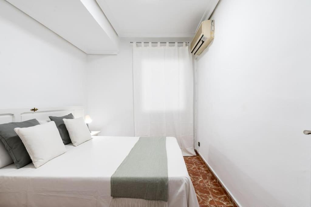 Santa Justa Urban Apartment Sevilla Eksteriør bilde