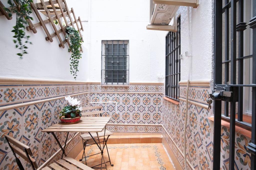 Santa Justa Urban Apartment Sevilla Eksteriør bilde